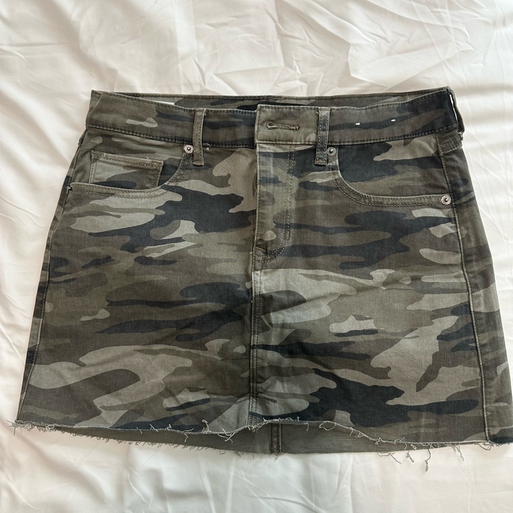 Express Camo Skirt